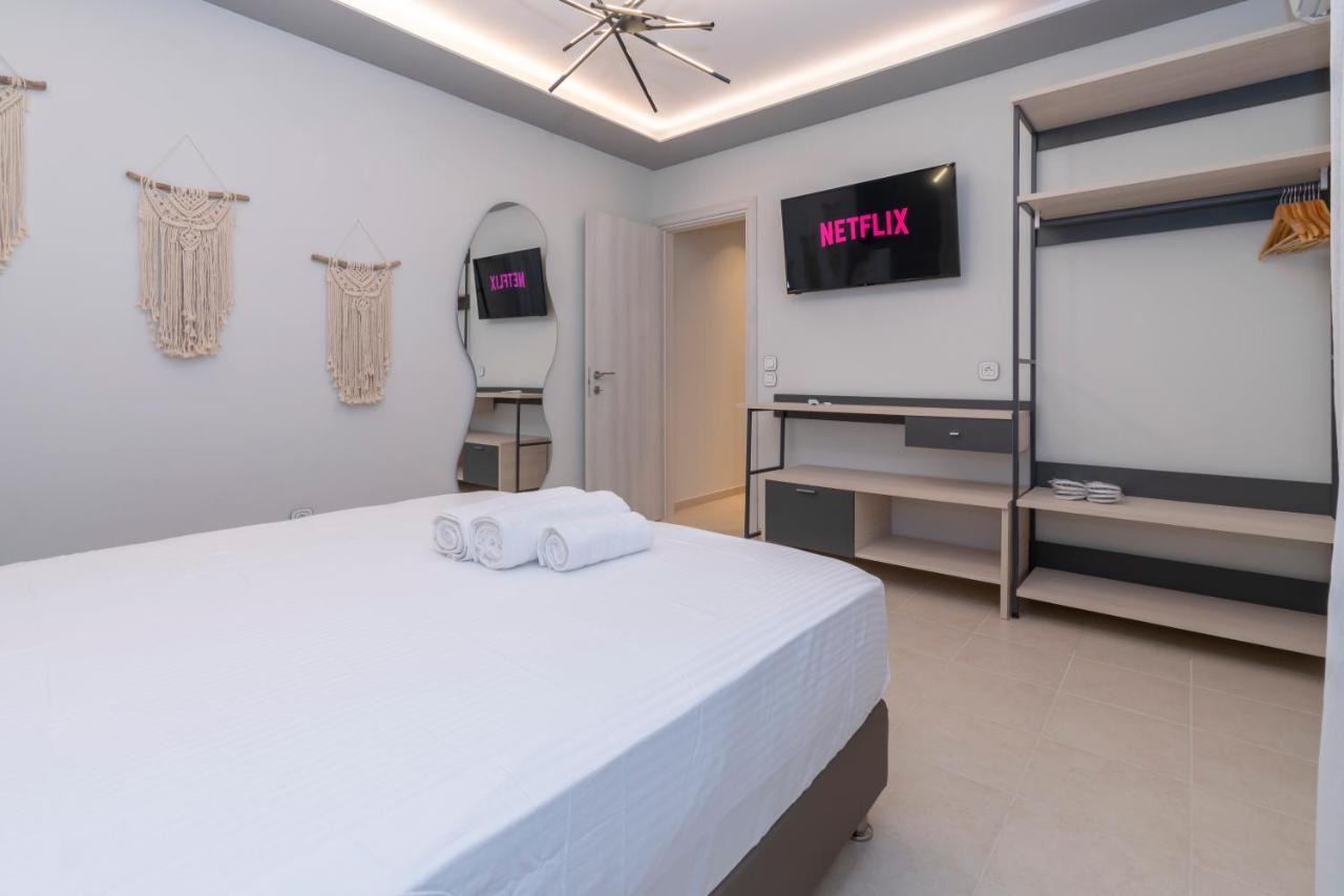 Sithoniars Luxury Ground Floor Apartment With Private Garden Неос-Мармарас Экстерьер фото