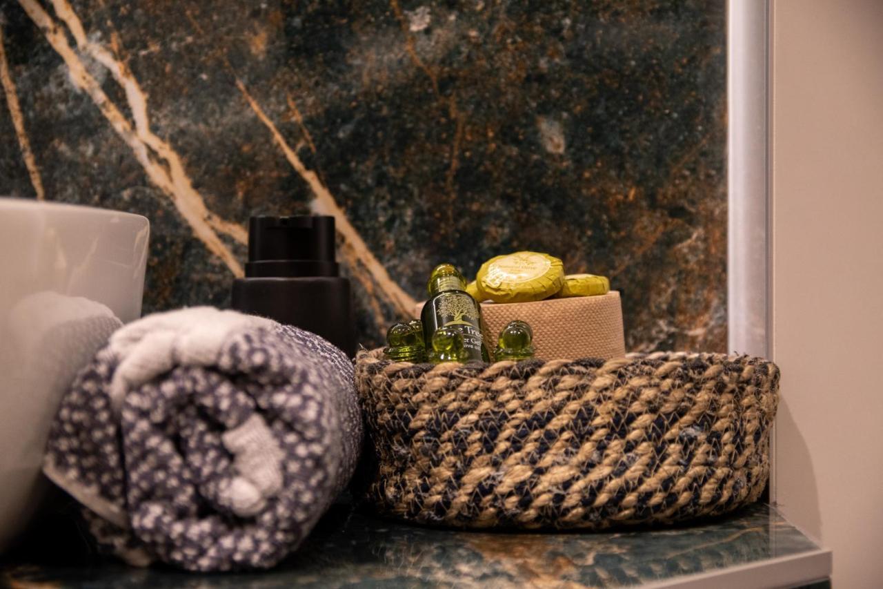 Sithoniars Luxury Ground Floor Apartment With Private Garden Неос-Мармарас Экстерьер фото