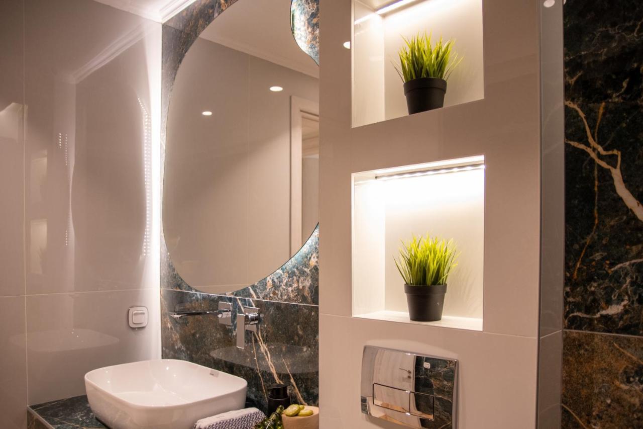 Sithoniars Luxury Ground Floor Apartment With Private Garden Неос-Мармарас Экстерьер фото