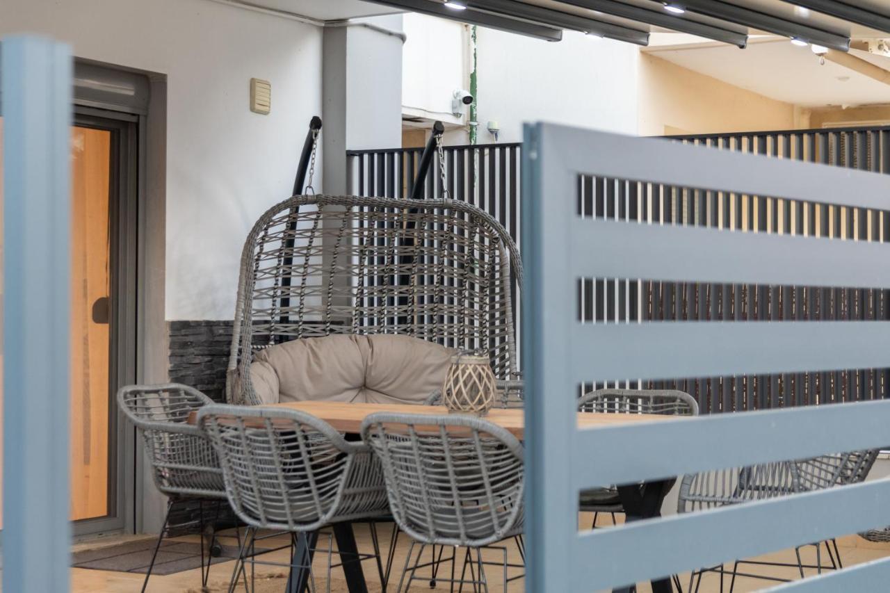 Sithoniars Luxury Ground Floor Apartment With Private Garden Неос-Мармарас Экстерьер фото