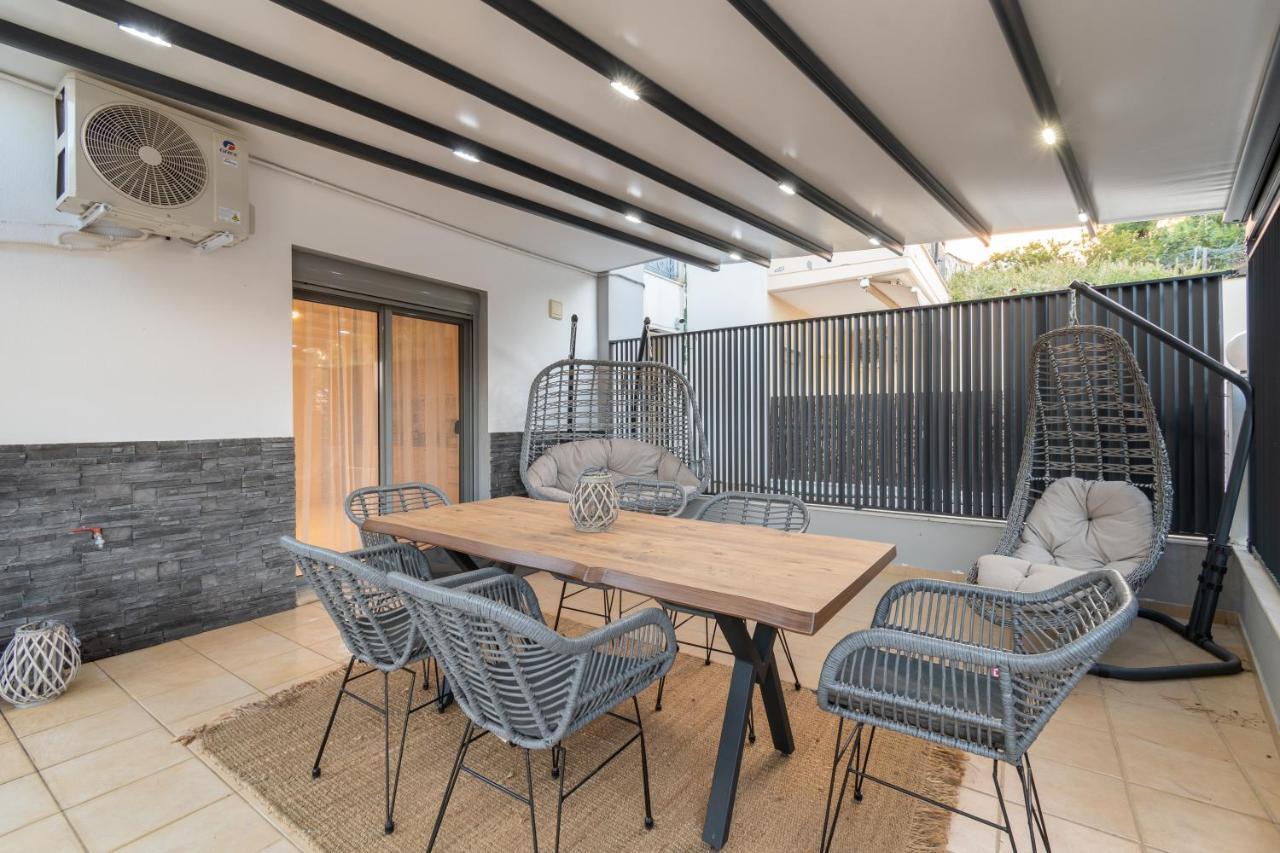 Sithoniars Luxury Ground Floor Apartment With Private Garden Неос-Мармарас Экстерьер фото